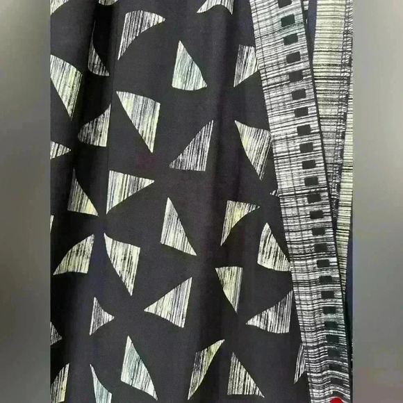 Harper and LIV Flowy Kimono sz 2X - Picture 6 of 9